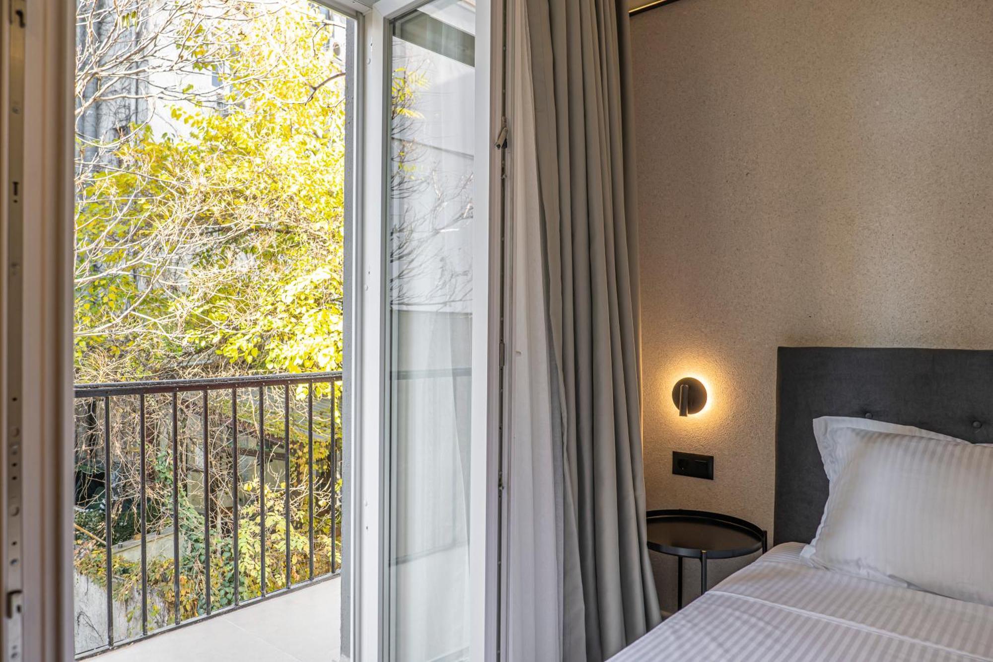 M Star Rooms, Private Parking, Sofia Top Center Екстер'єр фото