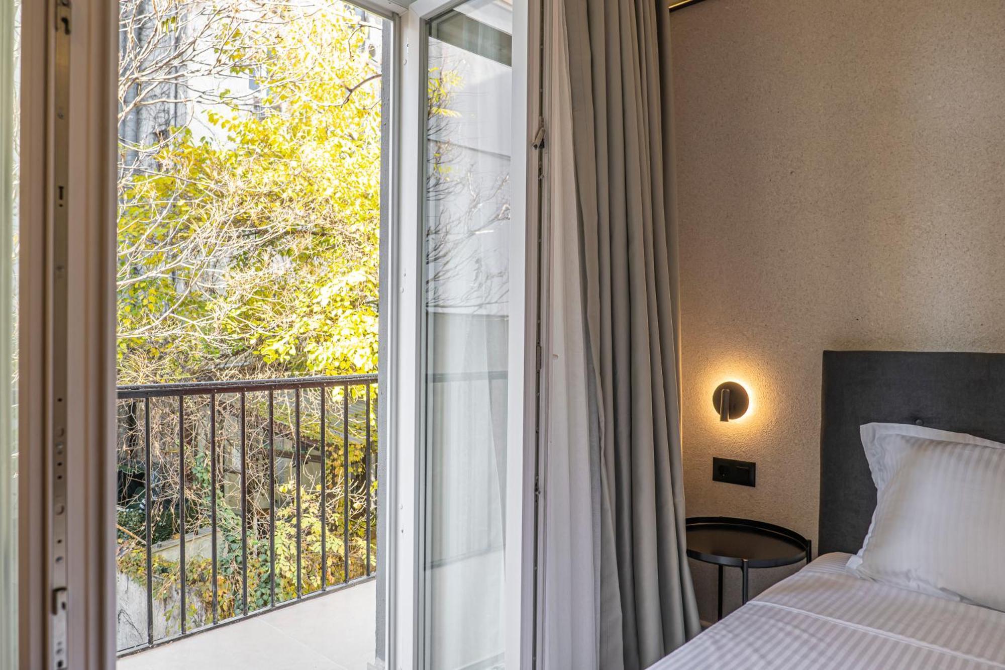 M Star Rooms, Private Parking, Sofia Top Center Екстер'єр фото